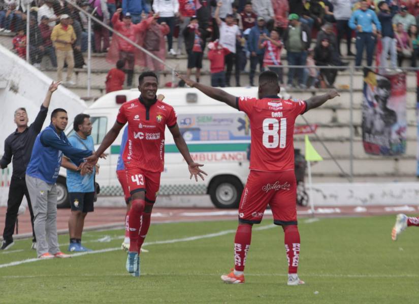 El Nacional venció al Mushuc Runa en la semifinal de ida de la Copa Ecuador.