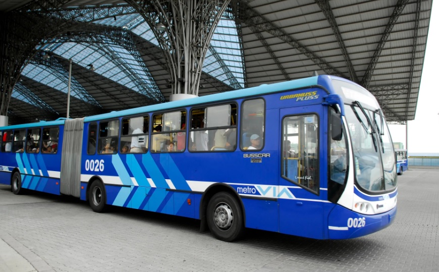 Más de 100 buses de Metrovía están fuera de servicio en Guayaquil
