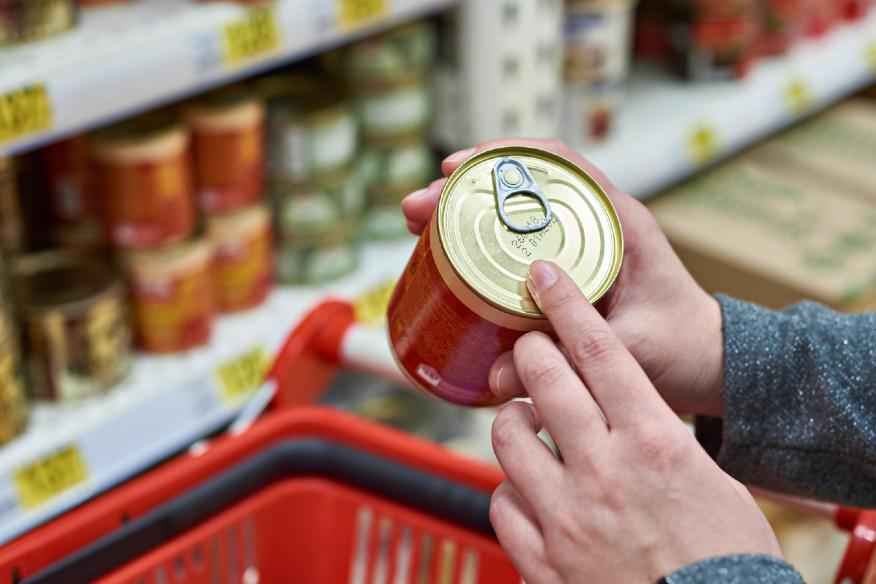 Este es el verdadero significado de la fecha de caducidad de los alimentos enlatados