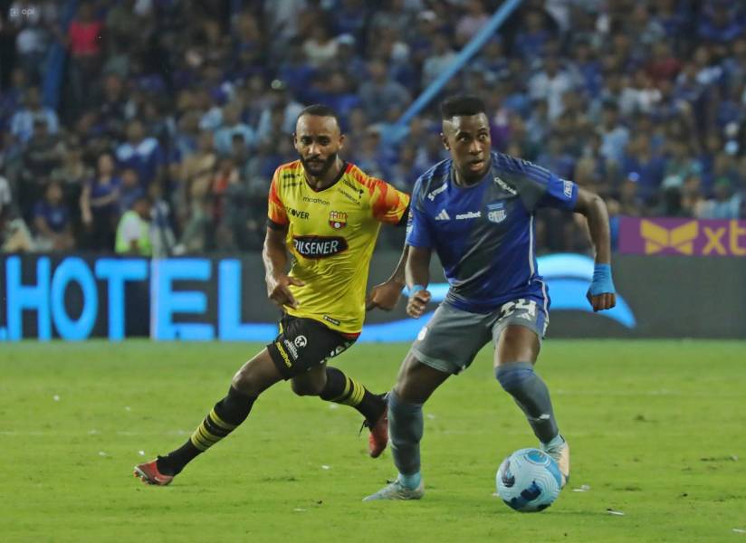 Leonai Souza volvería a la alineación titular de Barcelona SC para enfrentar a Emelec.