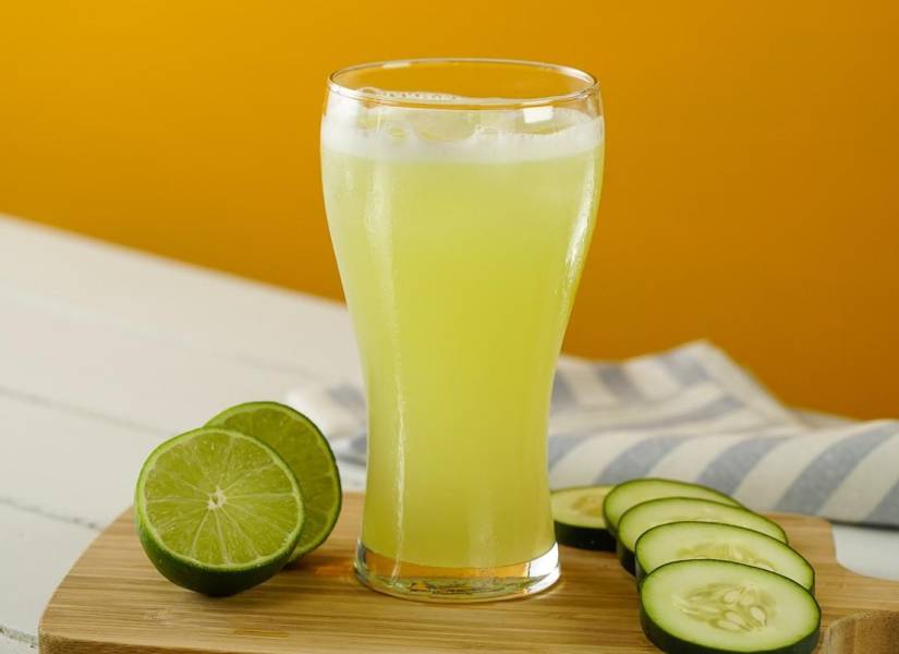 Imagen referencial de jugo de pepino y limón.