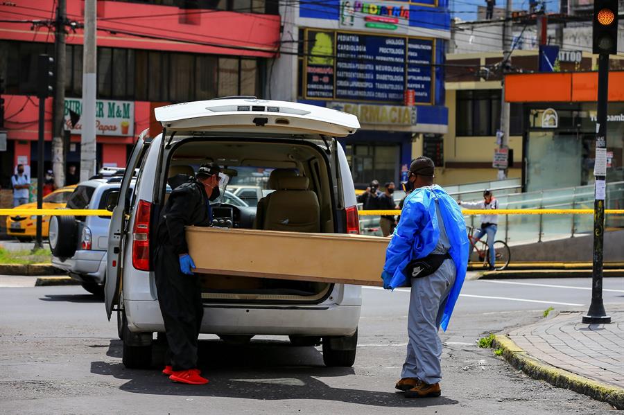 Ecuador registra 10.576 fallecidos por COVID-19