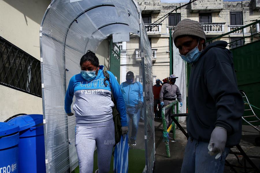 Quito pide más aislamiento en su lucha contra el coronavirus