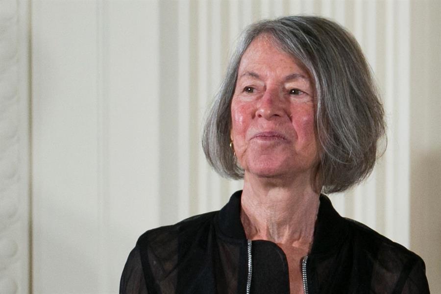 Poeta estadounidense Louise Glück, Premio Nobel de Literatura
