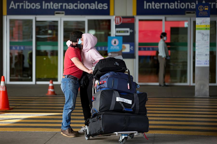 Aumentan vuelos a Ecuador bajo programas especiales