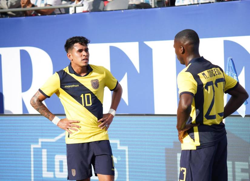 Moisés Caicedo jugó en los tres amistoso que la selección de Ecuador disputó.