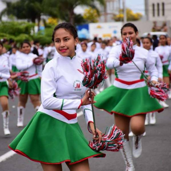 Manta, lista para sus fiestas patronales, feriado y lejos del recuerdo