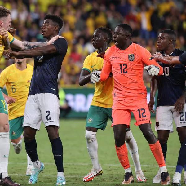Australia vs Ecuador HarramDonna