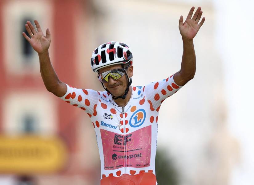 Richard Carapaz brilló en el Tour de Francia al convertirse en el rey de la montaña.