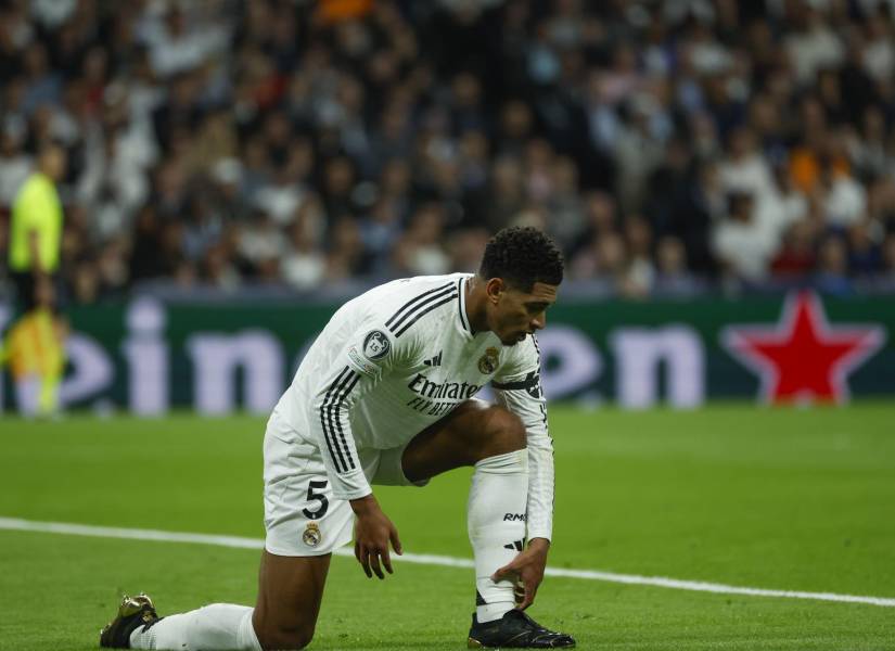 El centrocampista del Real Madrid Jude Belligham, durante el partido de la Liga de Campeones que Real Madrid y AC Milán disputaron este martes en el estadio Santiago Bernabéu.