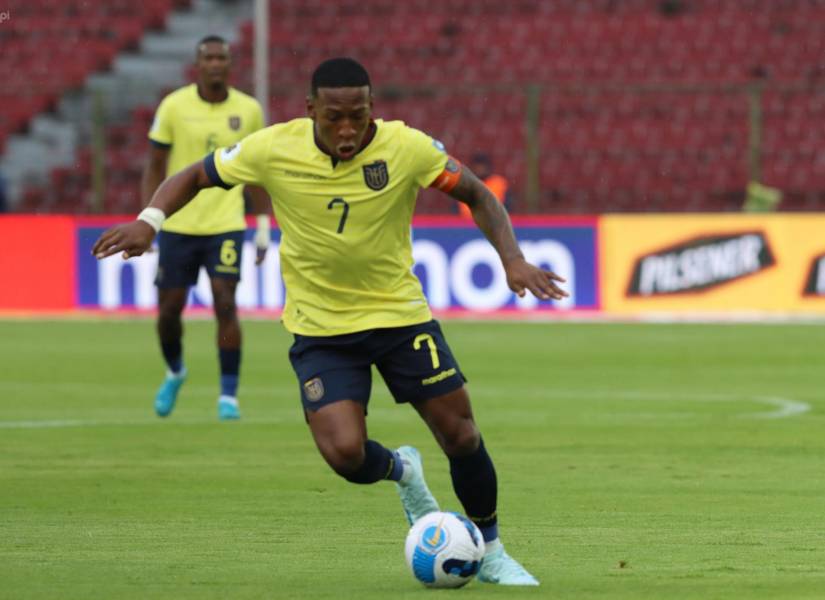 Sebastián Beccacece cuenta con los 25 jugadores para el encuentro entre Ecuador y Uruguay en las Eliminatorias Sudamericanas.