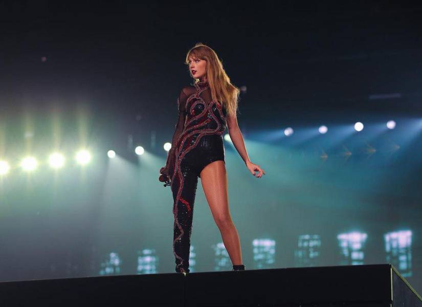 Taylor Swift durante su concierto en Minneapolis.