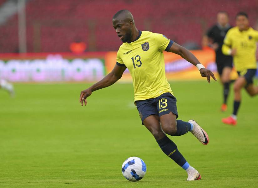 Enner Valencia fue uno de los más incisivos de Ecuador ante Paraguay.