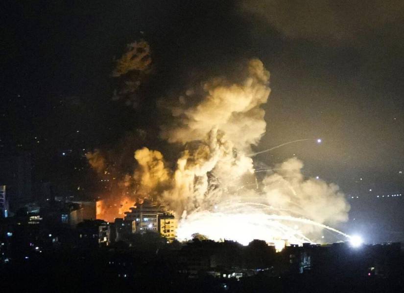 Imagen de una explosión en Israel por los misiles.