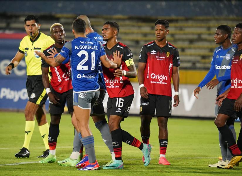 Emelec y AV25 igualaron 1-1 en los 90 minutos de los 16 avos de final de la Copa Ecuador.