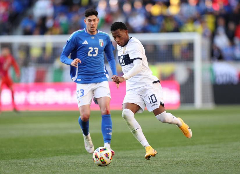 El último partido de Gonzalo Plata con la selección de Ecuador fue ante Italia en las Elimiantorias Sudamericanas.