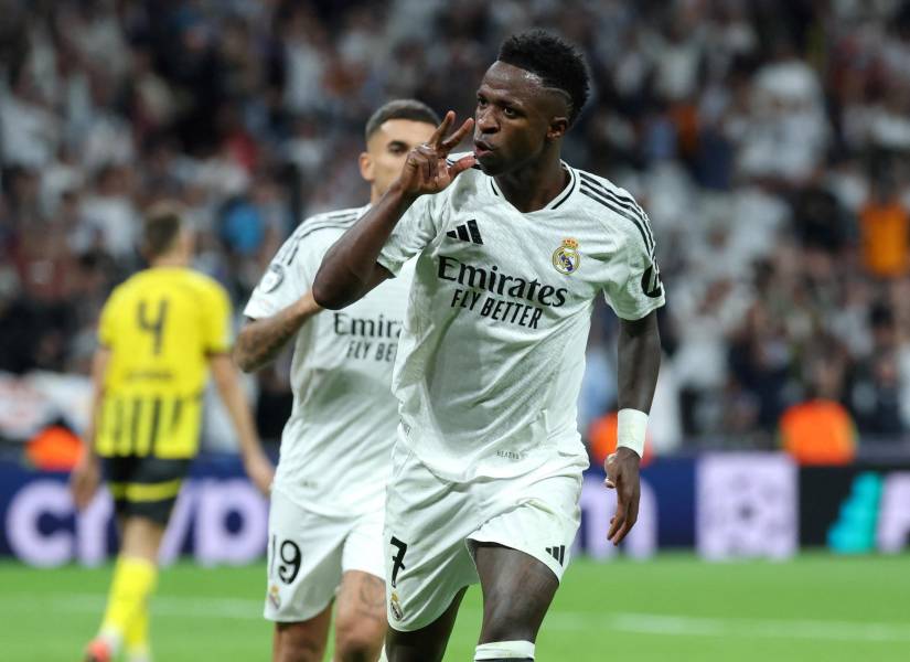 Vinicius Junior celebró un triplete de goles en el Santiago Bernabéu, donde Real Madrid venció 5-2 al Borussia Dortmund, por la Liga de Campeones de Europa.