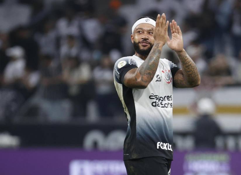 El Corinthians de Memphis Depay puede enfrentar a El Nacional y Barcelona SC en la tercera ronda de la Copa Libertadores.