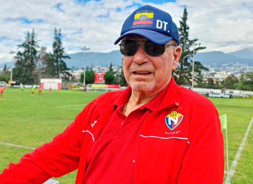 Éver Hugo Almeida, ex entrenador de los militares.