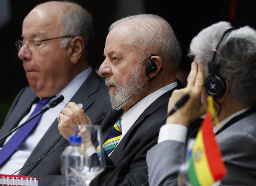 El presidente de Brasil, Luiz Inácio Lula da Silva, participa en una reunión de la cumbre de jefes de Estado del Mercado Común del Sur (Mercosur).