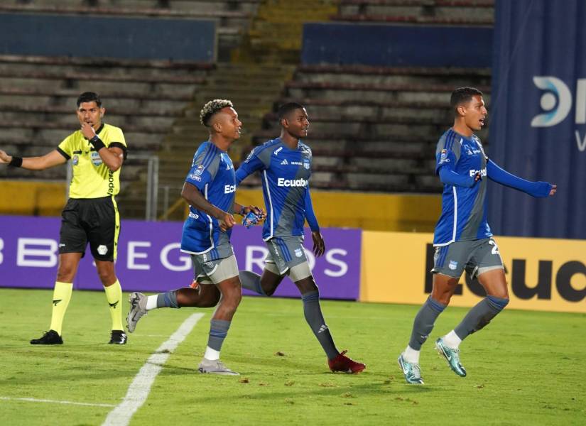 Emelec enfrentará a Técnico Universitario por un puesto en los cuartos de final de la Copa Ecuador.