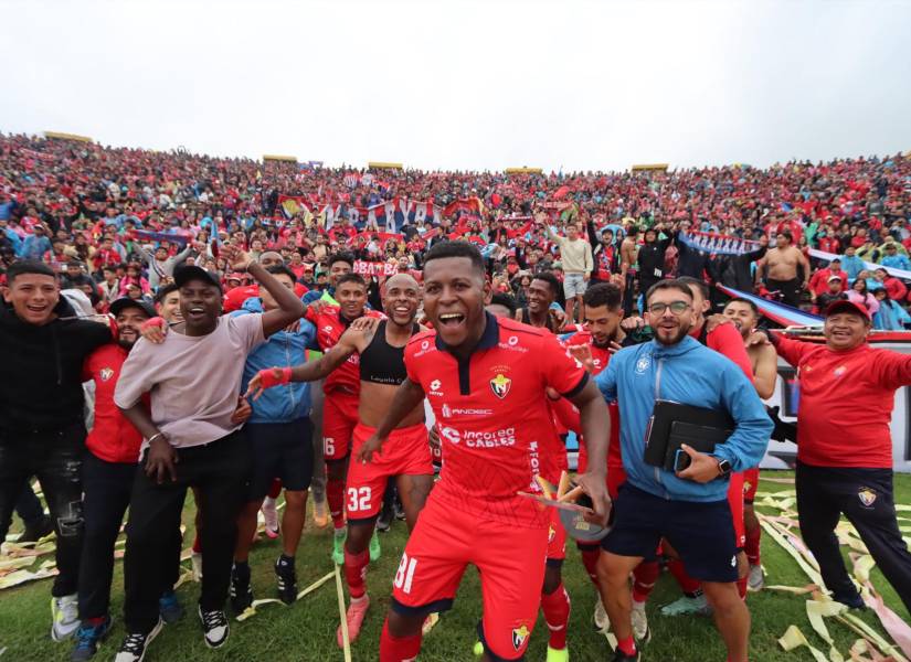 El Nacional clasificó a la final de la Copa Ecuador.