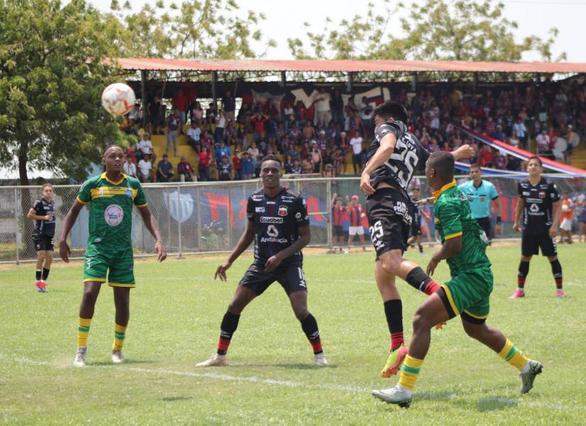 Deportivo Quito jugará los 16avos de final del Ascenso a la Serie B.