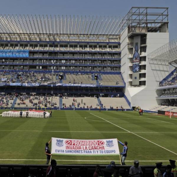 Emelec Fue Sancionado Económicamente Por Lanzamiento De Objetos En El Capwell 3520