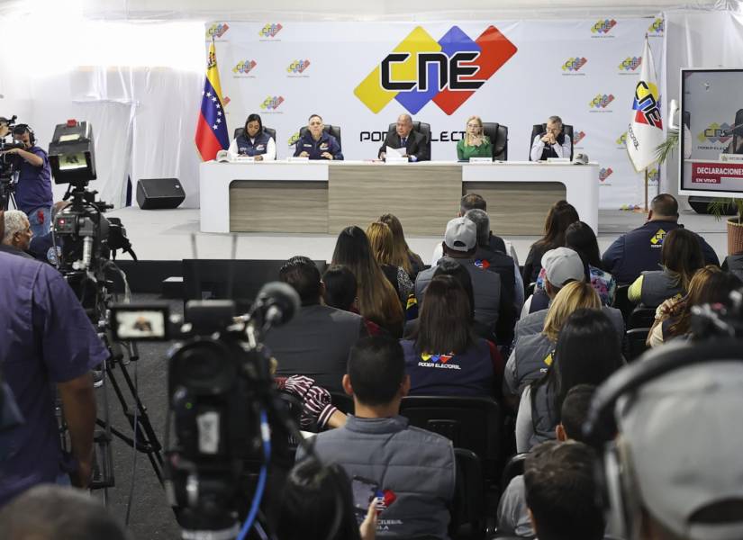 El Consejo Nacional Electoral (CNE) de Venezuela en una sesión.