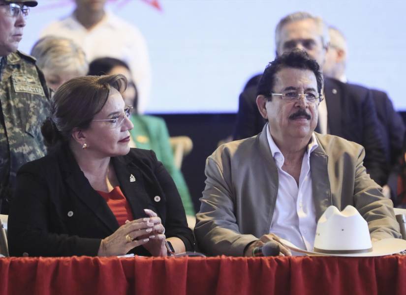 La presidenta de Honduras, Xiomara Castro, y su esposo, el expresidente Manuel Zelaya, en una foto de archivo.