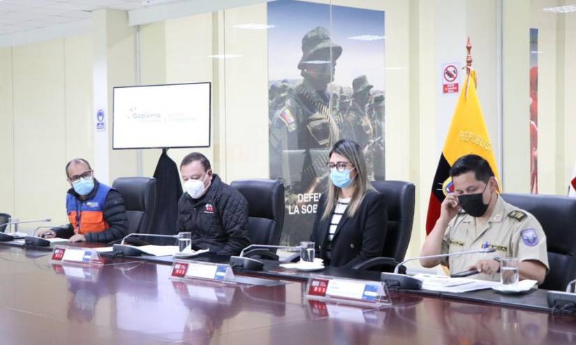Autoridades ofrecieron una rueda de prensa desde el ECU 911 en Quito.
