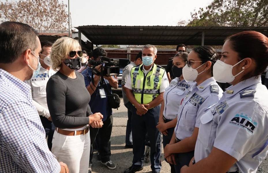 Agentes mujeres de la ATM recibirán botón de pánico