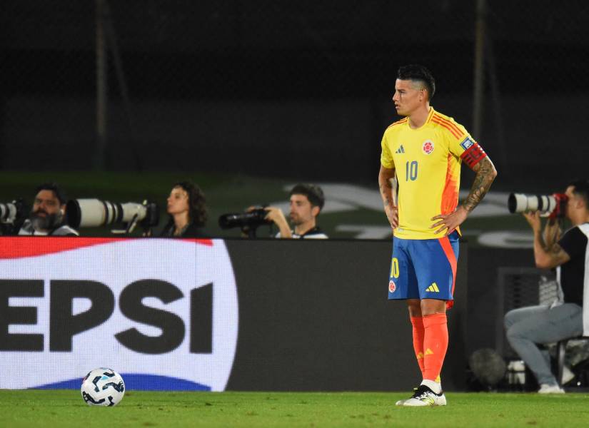 James Rodríguez regresa al once inicial de Colombia.