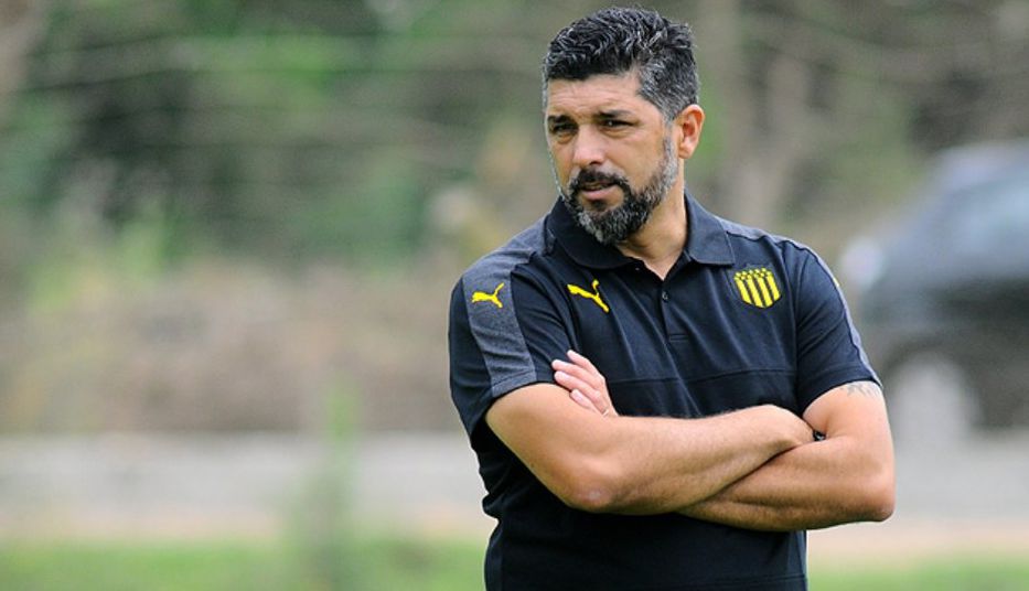 Oficial: Leo Ramos es nuevo DT de Barcelona