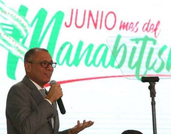 Imagen del 25 de junio de 2017. El vicepresidente Jorge Glas participó en la sesión solemne por la provincialización de Manabí.