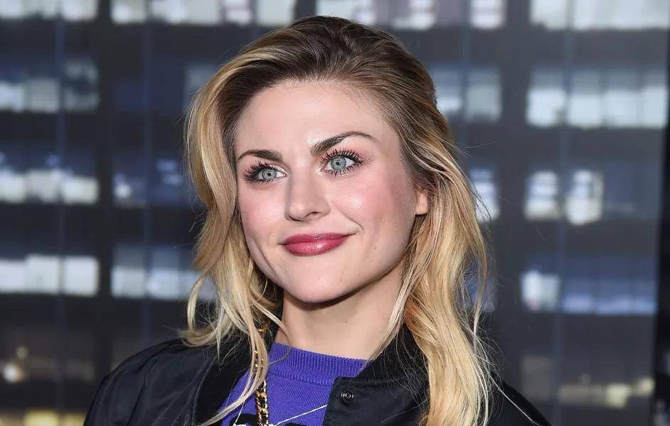 Frances Bean, hija de Kurt Cobain, da a luz a su primer hijo: las primeras fotos del bebé