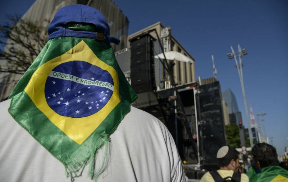 La economía de Brasil creció 0,2% en el segundo trimestre del año y confirmó su salida de la recesión
