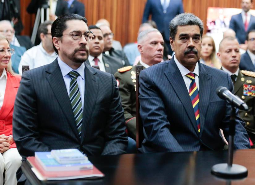 Fotografía cedida por Prensa Miraflores del presidente de Venezuela, Nicolás Maduro, en un acto en el Tribunal Supremo de Justicia este viernes 9 de agosto.