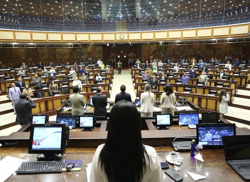 El Parlamento actual tiene 137 congresistas, sin embargo, tras los resultados del censo de 2022, que registró un incremento de la población, el número de legisladores pasó a 151.