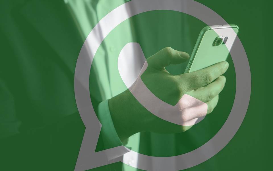 WhatsApp: el truco para leer mensajes sin entrar a la app