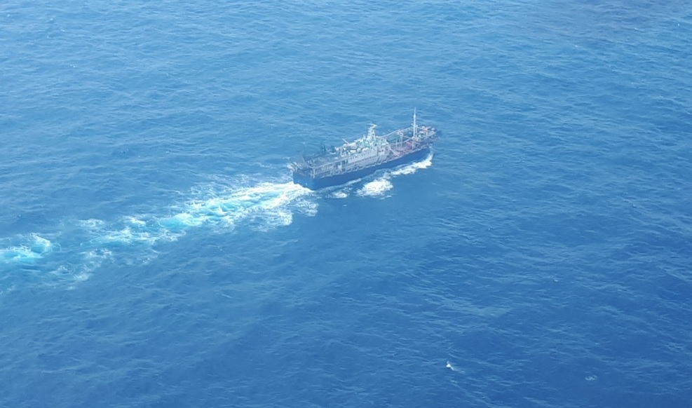 Barcos chinos apagan ubicación cerca de aguas ecuatorianas