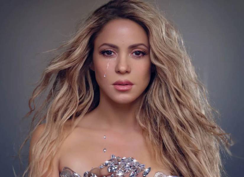 Portada del álbum, Las mujeres ya no lloran, de Shakira.